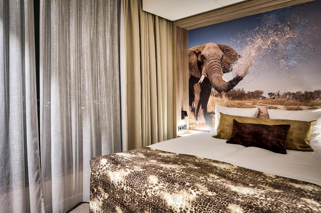 Van Der Valk Hotel ติลเบิร์ก ภายนอก รูปภาพ